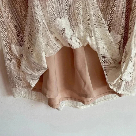 Lovers + Friends White Lace Long Sleeve Mini Dress Lace Up Key Hole Back S - Picture 7 of 14